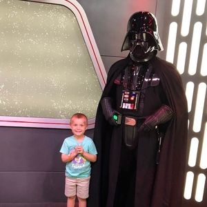 Meet your Posher, Derek